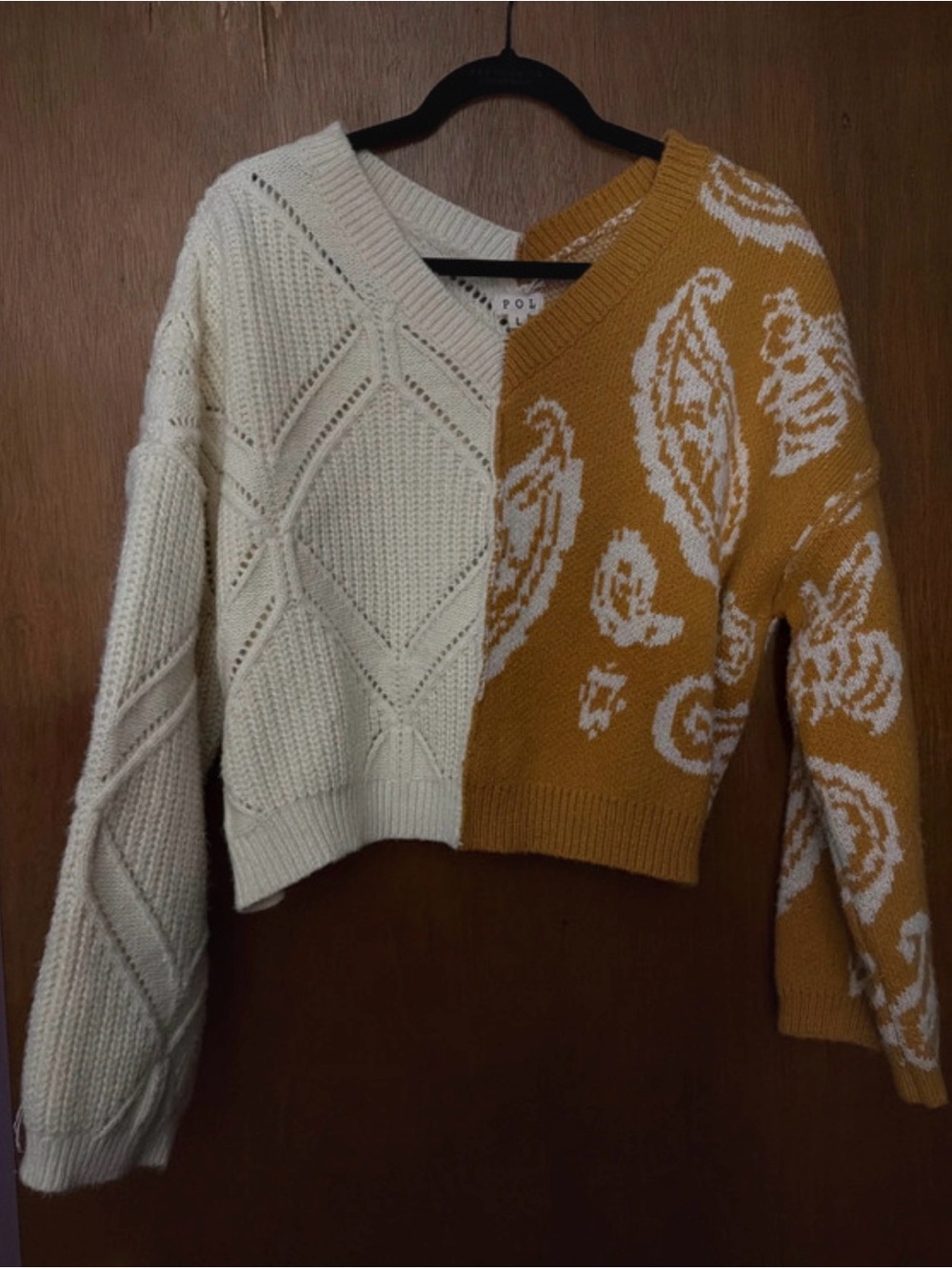 POL Two-Tone V-Neck Sweater in Cream and Mustard